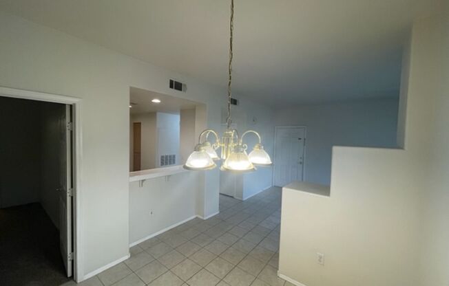 GREAT GATED COMMUNITY 2 BEDROOM -2 BATH -LOCATED CENTRALLY!!!
