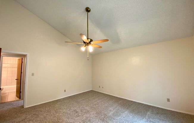 2 beds, 2 baths, $1,950, Unit UNIT 102