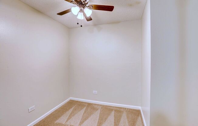 1 bed, 1 bath, 835 sqft, $1,500, Unit 70204