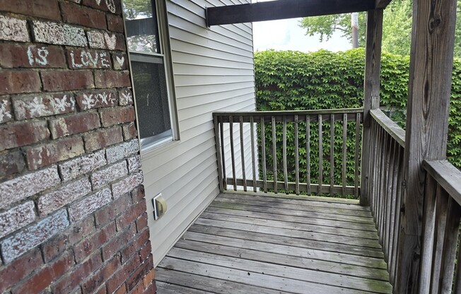 3 beds, 1 bath, 1,400 sqft, $2,900, Unit 3