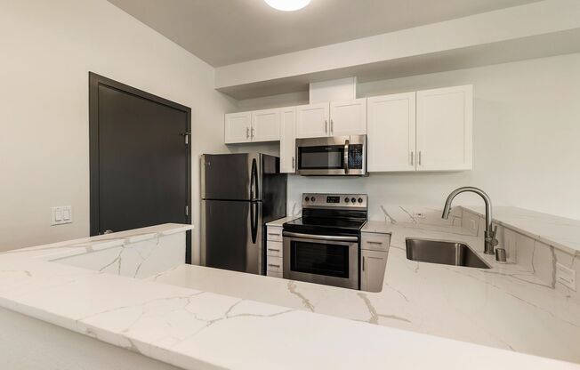 1 bed, 1 bath, 780 sqft, $2,695, Unit 208