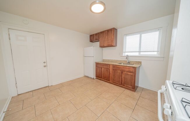 3321 Chestnut Street