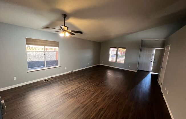 A truly rare and stunning Brentwood single-story rental opportunity! Nearly 1700 square feet! Beautiful neighborhood close to walking trails, aquatic park, schools & shopping! Newer paint, sharp laminate LVP flooring!