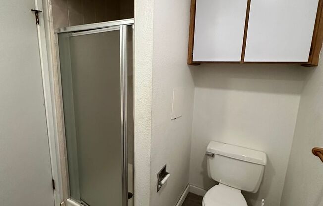 1 bed, 1 bath, $1,200