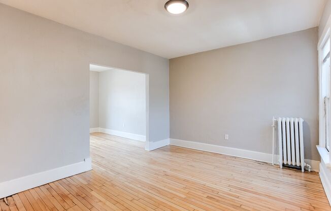 1 bed, 1 bath, 700 sqft, $1,250, Unit 6