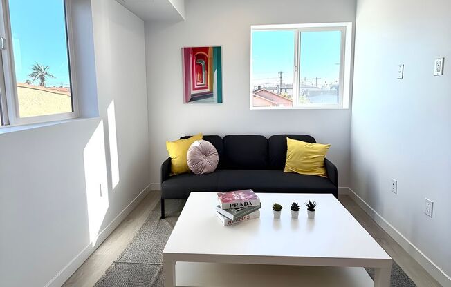 1 bed, 1 bath, 347 sqft, $1,263, Unit 103a