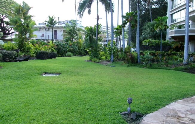 Punahou Cliffs