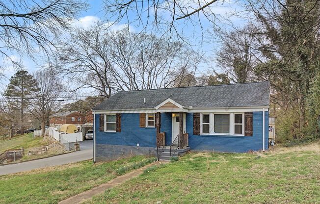 Four Bedroom Ranch with Finished Basement in Clarksville!