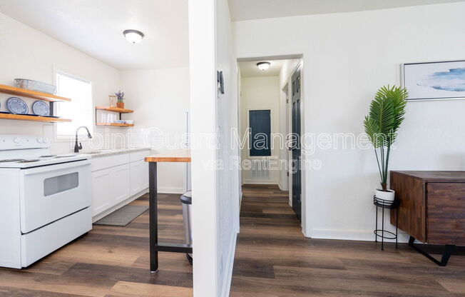 739 S BEVERLY