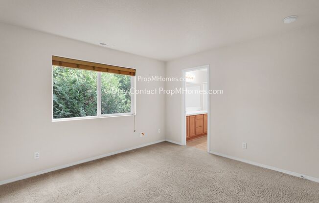 3 beds, 2.5 baths, $2,499, Unit UNIT 220