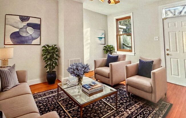 3 bed 2 bath - Parking!!!  Pets Welcome!!!