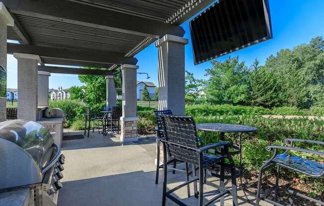 Corbin Crossing Luxury Apartments in Overland Park, KS 66223 - Swimming Pool Area 08.jpg
