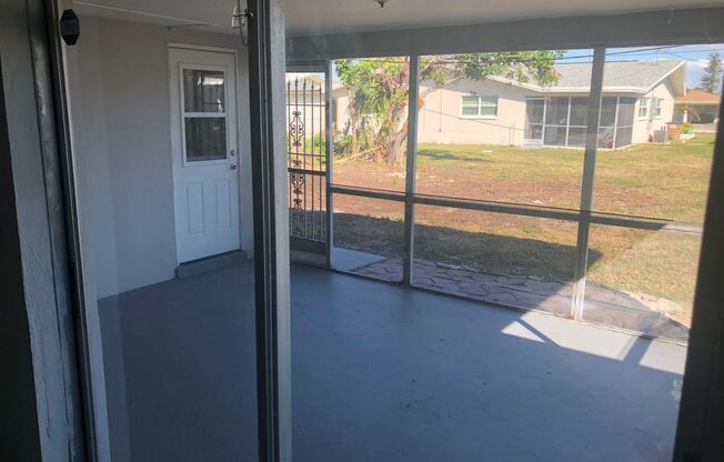 2 beds, 2 baths, 1,000 sqft, $1,350, Unit Unit B