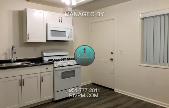 Studio, 1 bath, 250 sqft, $975, Unit O