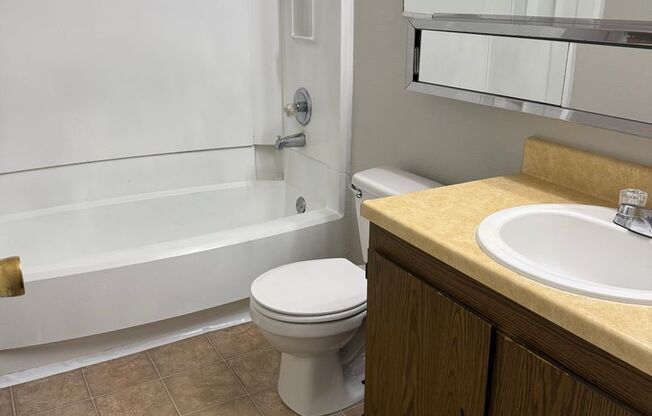 1 bed, 1 bath, 827 sqft, $769, Unit 2703-302