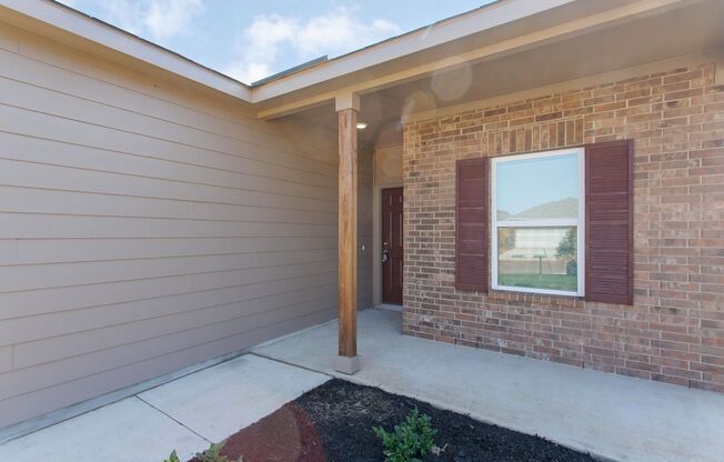Brand new Rental Home available for ASAP move in. **Lytle, Tx**