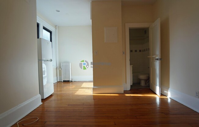 1212 COMMONWEALTH AVE