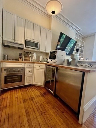247 BEACON ST
