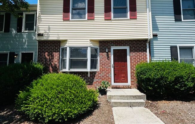 4 Bedroom, 3.5 Bath Townhouse Currently Unavailable; Lease Pending