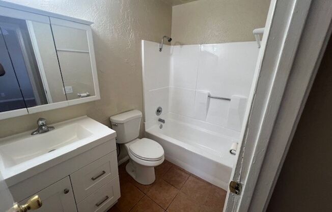 1 bed, 1 bath, 550 sqft, $1,850