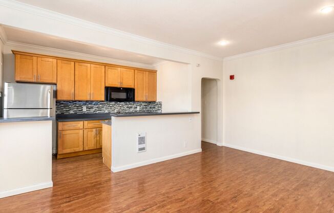 Studio, 1 bath, $1,495, Unit 307