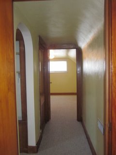 3 beds, 1 bath, $1,000