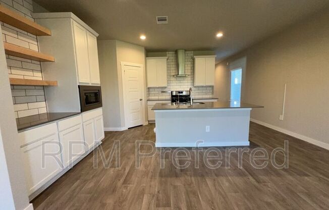 2813 SHERLOCK DR