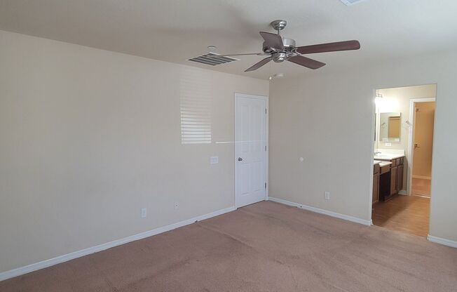 3 beds, 2.5 baths, $1,998