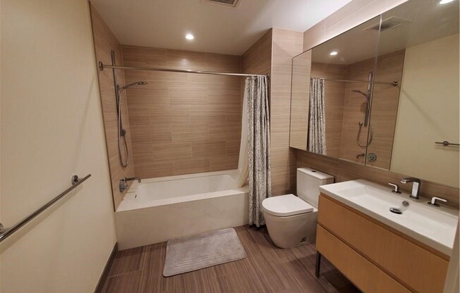 1 bed, 1 bath, 748 sqft, $2,800, Unit 1805