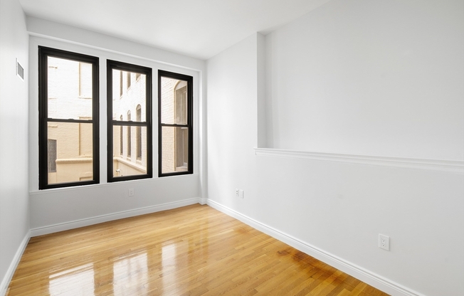 2 beds, 2 baths, 1,027 sqft, $5,200, Unit 201