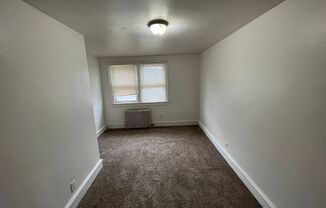 1 bed, 1 bath, $975, Unit 303