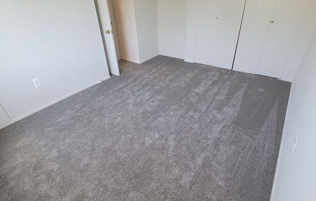 1 bed, 1 bath, 628 sqft, $1,100, Unit 215-F