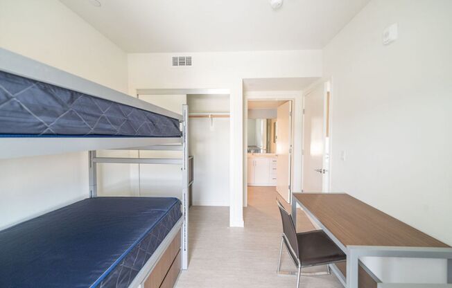 2 beds, 2 baths, 898 sqft, $4,550, Unit 705A