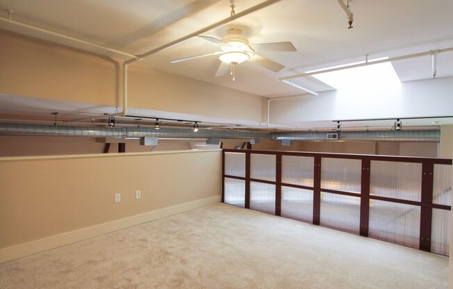 2 beds, 2.5 baths, 1,700 sqft, $1,950, Unit 410