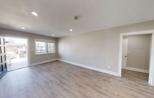 5 beds, 3 baths, $7,300, Unit 4860 Art St.