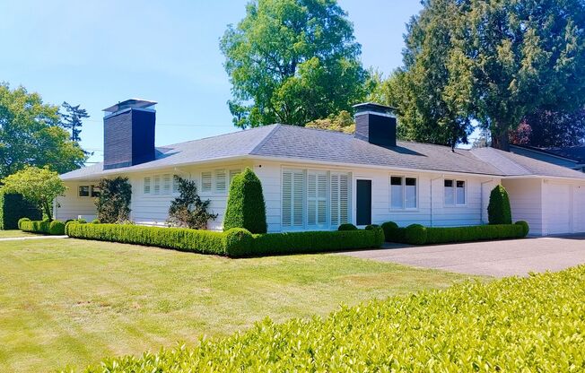Broadmoor Mid-Century 3 Bedroom Ranch With In-Ground Saltwater Pool Just In Time For Summer!