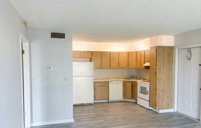 Charming Gated Condo in East Orlando | 8203 Sun Spring Cir