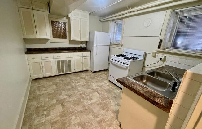 2320 E Belleview Pl.