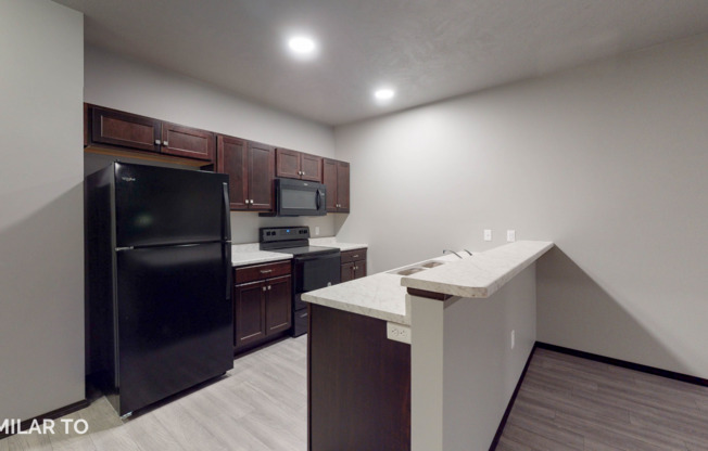 1 bed, 1 bath, 672 sqft, $1,210, Unit 100-106 (Furnished)