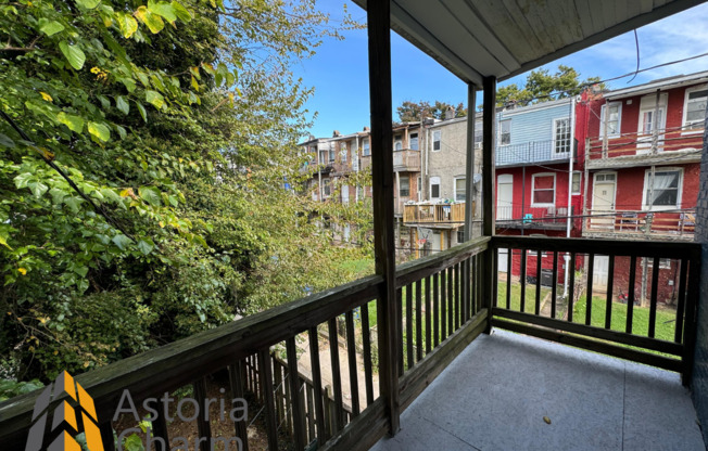 3 beds, 1 bath, $1,600