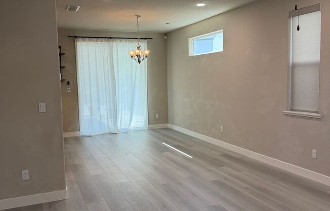 **Modern 3-Bedroom Home with 2-Car Garage & Included Appliances**