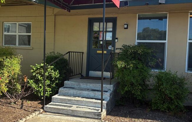 The Montecito Apts