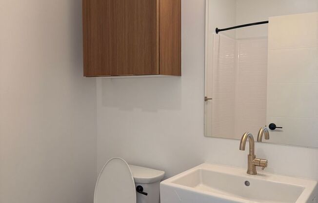 Studio, 1 bath, 362 sqft, $2,660, Unit 904