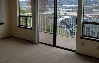 3421A-3423B 23rd Ave W