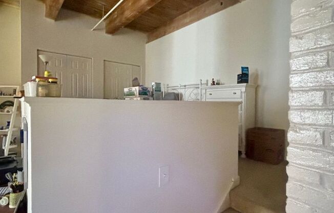 1 bed, 1 bath, 600 sqft, $1,649, Unit 325