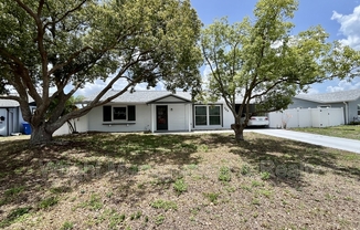 704 TORREY PNES AVE