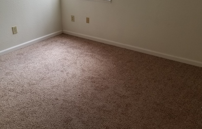 2 beds, 2 baths, 1,040 sqft, $1,610, Unit 109