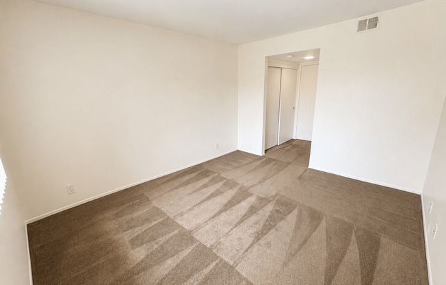 1 bed, 1 bath, 630 sqft, $2,035, Unit 18