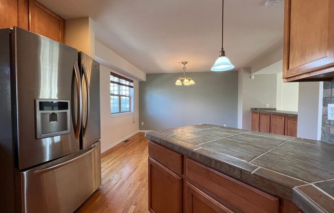 2 beds, 2.5 baths, $2,795