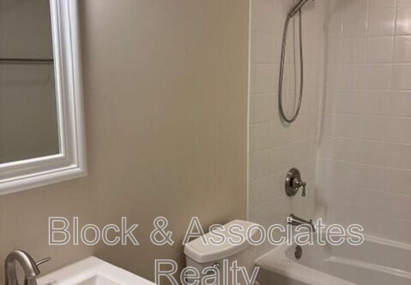 1112 BOXCAR WAY